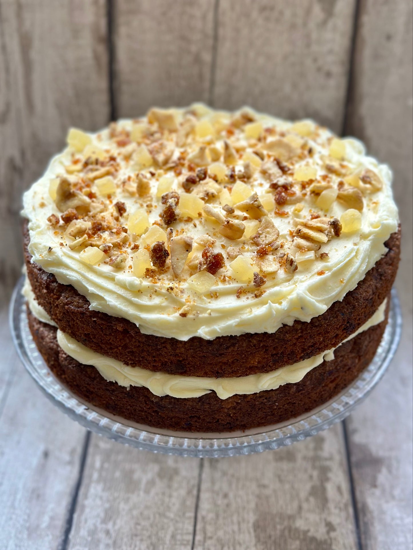 Round Hummingbird Cake