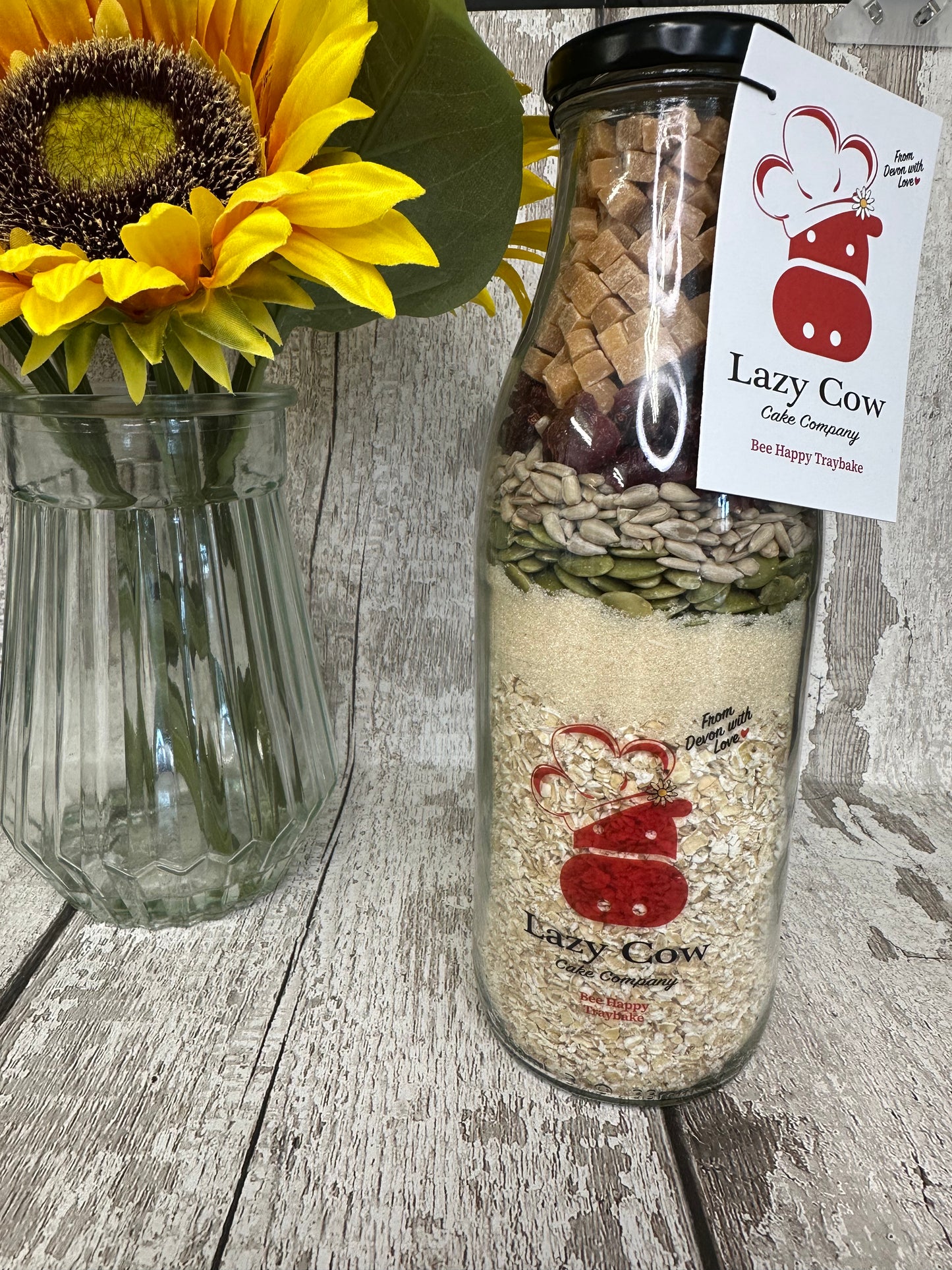 Bee Happy Traybake - Bottle Bakes