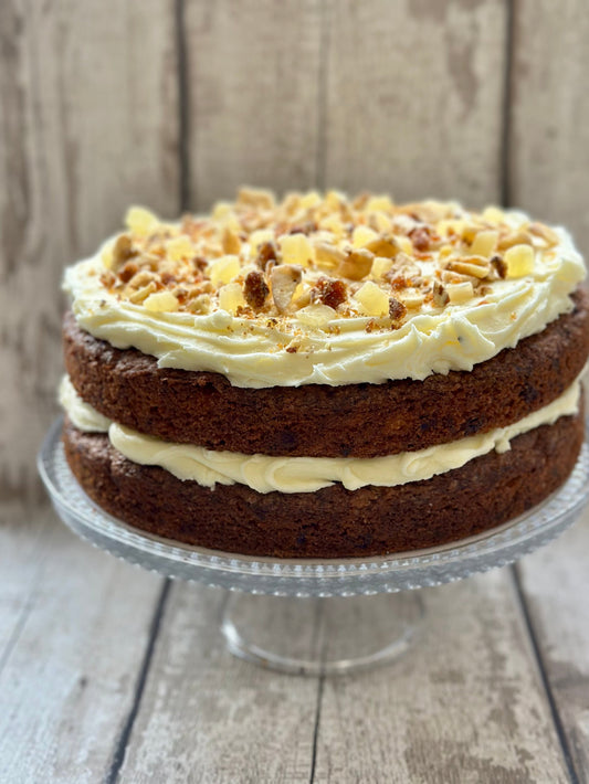 Round Hummingbird Cake